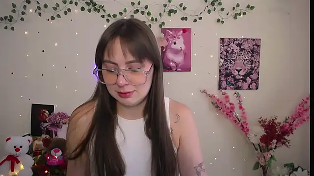 Snapshot of Amanda_Bright_ chatting on June 2026 10:06:02 AM Amanda Bright online show from June 2026 10:06:02 AM