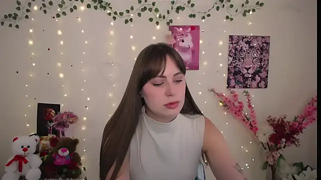 Snapshot of Amanda_Bright_ chatting on July 2026 11:02:01 AM Amanda Bright online show from July 2026 11:02:01 AM
