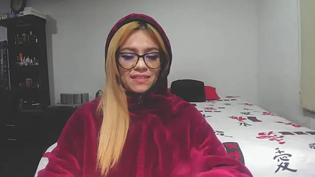 Snapshot of KATA_BLONDE chatting on October 2025 06:05:02 AM KATA BLONDE online show from October 2025 06:05:02 AM