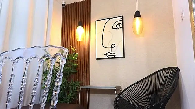 Lia Mar  online show from October 2025 06:04:01 PM