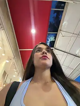 BellaLeclair online show from April 2026 11:27:02 PM