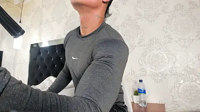 ThiagoBlaze online show from September 2025 03:07:02 AM