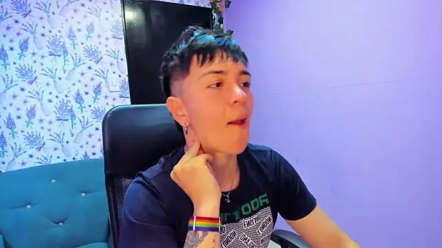  Hannah Hot online show from October 2025 01:28:01 AM