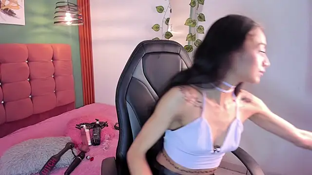 Snapshot of raven_smith_ chatting on December 2025 04:41:02 AM raven smith online show from December 2025 04:41:02 AM