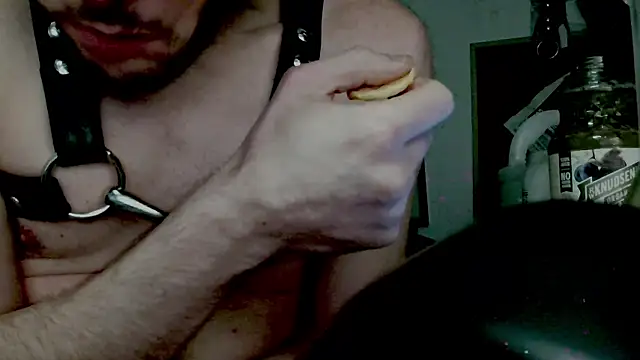 MasterDaddyCool online show from September 2025 01:31:02 AM