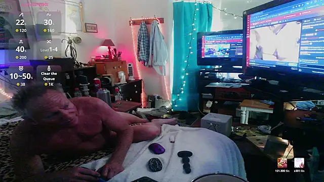 Snapshot of Pussyeat2please chatting on April 2026 01:41:02 PM Pussyeat2please online show from April 2026 01:41:02 PM