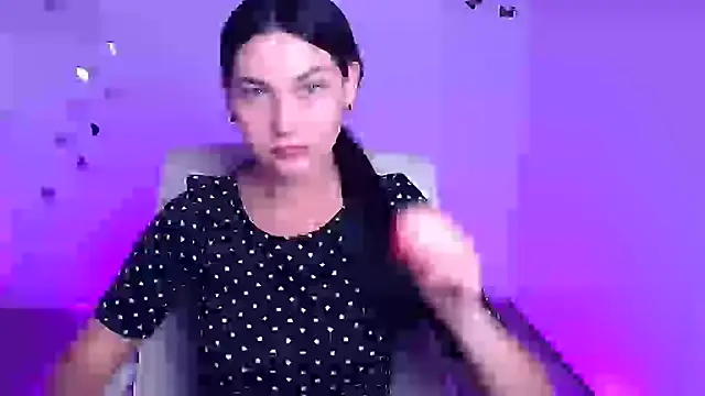 Lune Moon online show from September 2025 11:32:01 AM