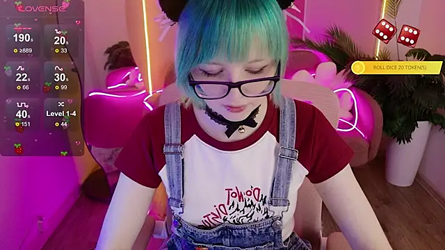 CoralineYoung online show from March 2026 07:01:01 AM