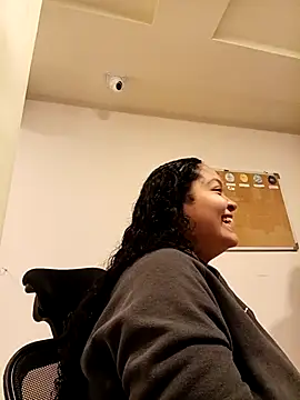 Snapshot of KITY_HILL chatting on February 2026 02:06:02 AM KITY HILL online show from February 2026 02:06:02 AM