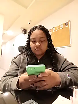 Snapshot of KITY_HILL chatting on March 2026 01:40:02 AM KITY HILL online show from March 2026 01:40:02 AM