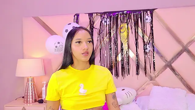 Snapshot of SamantaKane chatting on July 2026 03:46:02 AM SamantaKane online show from July 2026 03:46:02 AM