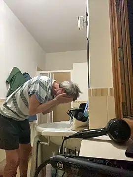 sasatimido online show from September 2025 04:12:02 AM