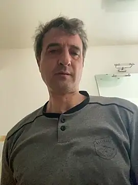 Snapshot of sasatimido chatting on May 2026 06:41:01 AM sasatimido online show from May 2026 06:41:01 AM