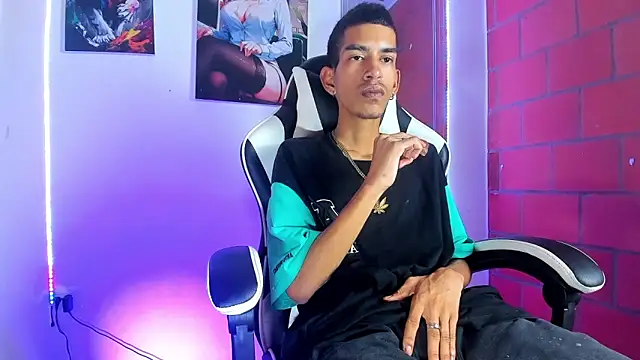 briamhoconor xh online show from March 2026 04:07:02 AM