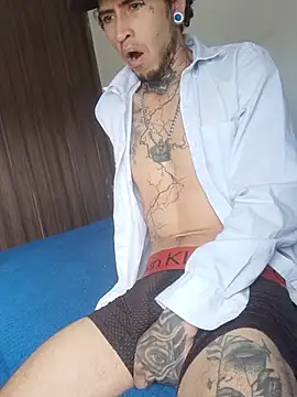 Tattoboy19cm online show from November 2025 07:58:01 PM