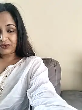 Snapshot of cute_indianxo chatting on January 2026 09:03:02 AM cute indianxo online show from January 2026 09:03:02 AM