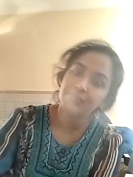 Snapshot of cute_indianxo chatting on February 2026 05:38:01 AM cute indianxo online show from February 2026 05:38:01 AM