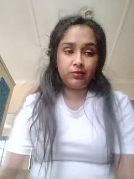 Snapshot of cute_indianxo chatting on June 2026 02:17:02 PM cute indianxo online show from June 2026 02:17:02 PM