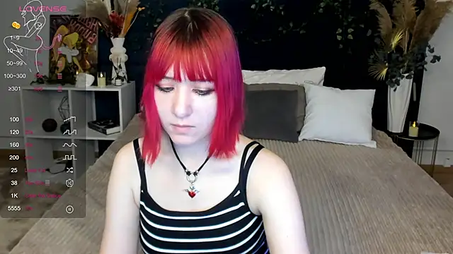 Ketrin Jones online show from November 2025 03:23:01 PM