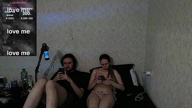 cjhouse96 online show from September 2025 12:15:01 PM