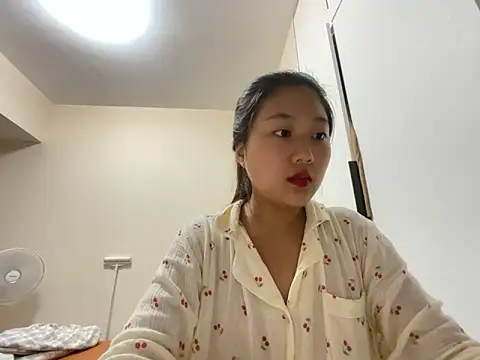 xena0501 online show from September 2025 12:32:01 PM