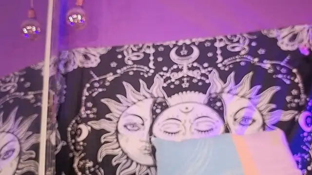 Snapshot of Gaia_Gatex chatting on January 2026 12:31:01 PM Gaia Gatex online show from January 2026 12:31:01 PM