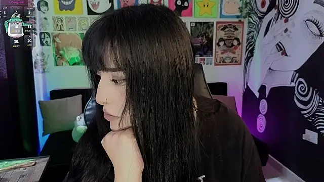 Yuhwan  online show from February 2026 08:20:02 PM