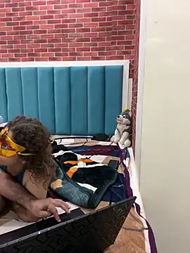 WILDKAT7 online show from February 2026 10:49:02 AM