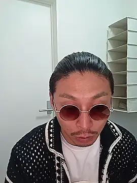 specialz0831 online show from April 2026 08:51:02 AM