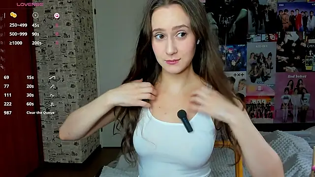 LucyRose3 online show from October 2025 04:12:01 AM