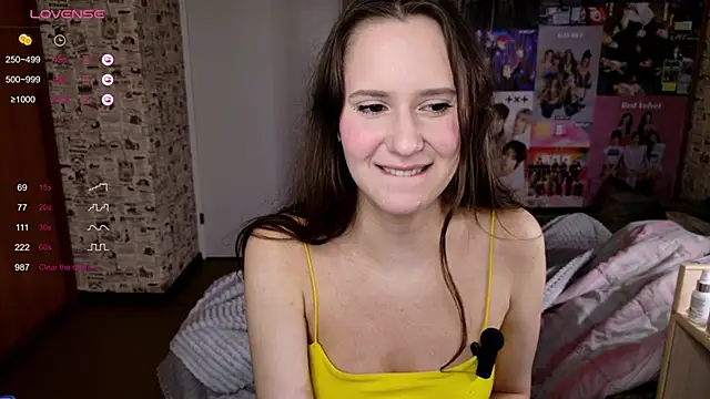 LucyRose3 online show from November 2025 04:35:01 AM