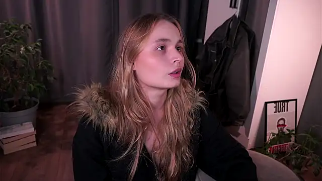 lisa schiele online show from November 2025 07:47:02 PM