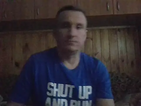 Maksymilian1 online show from January 2026 02:32:02 PM