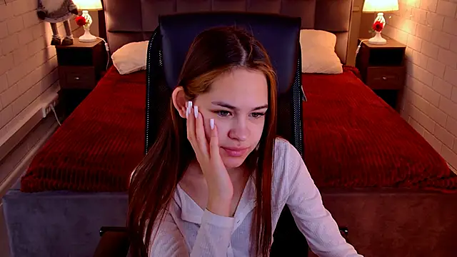 UliaNeer online show from March 2026 05:09:02 AM