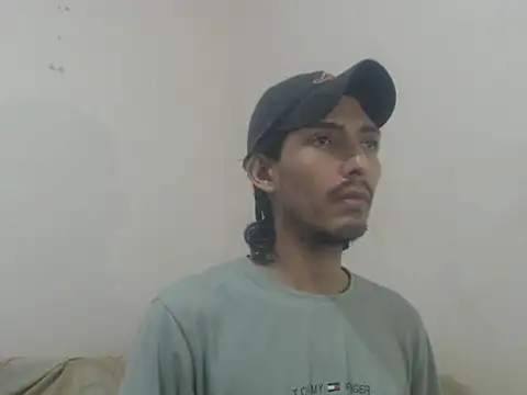 Snapshot of snackontime18 chatting on May 2026 03:46:02 AM snackontime18 online show from May 2026 03:46:02 AM