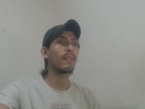 Snapshot of snackontime18 chatting on May 2026 03:03:02 AM snackontime18 online show from May 2026 03:03:02 AM