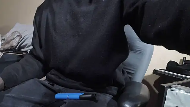 Snapshot of EYEzIAM chatting on February 2026 06:41:02 AM EYEzIAM online show from February 2026 06:41:02 AM