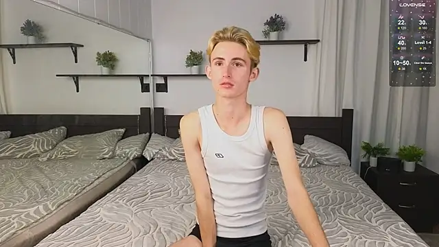 tommy XXX online show from September 2025 03:57:01 PM