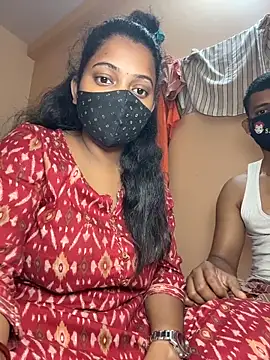 Snapshot of YOURMISTHI chatting on November 2025 01:11:02 PM YOURMISTHI online show from November 2025 01:11:02 PM