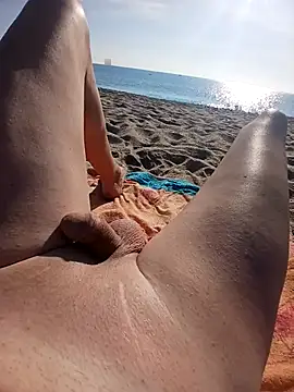 Snapshot of kellyts29 chatting on September 2025 08:05:02 AM kellyts29 online show from September 2025 08:05:02 AM