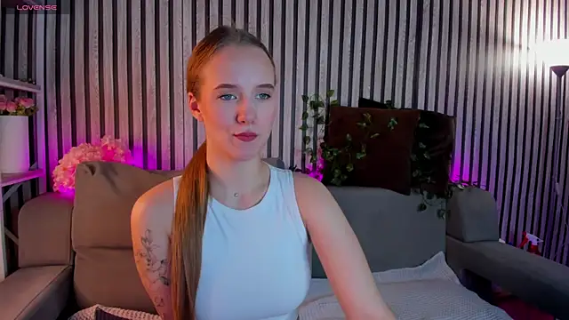 Casey Sweeet online show from April 2026 01:12:01 PM