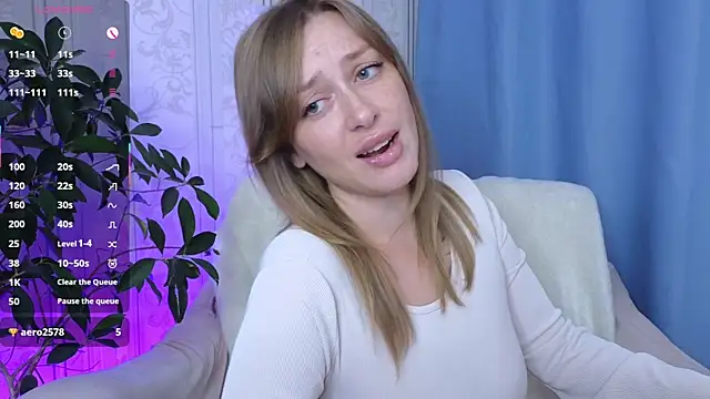 Snapshot of evashiny_ chatting on July 2026 02:02:01 AM evashiny online show from July 2026 02:02:01 AM
