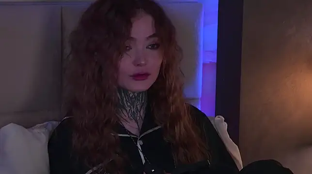 AriWild online show from February 2026 04:34:02 AM