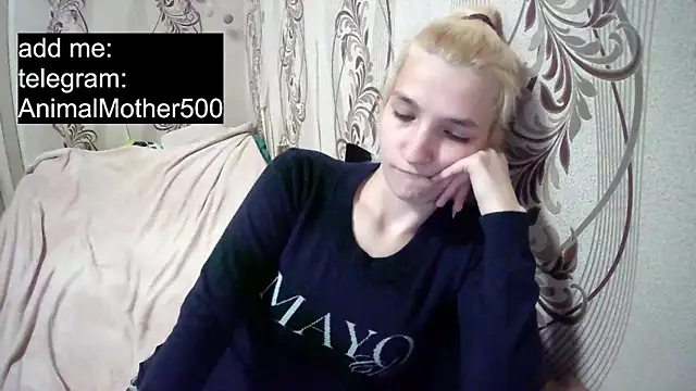 Snapshot of AlissaClark chatting on May 2026 08:37:01 PM AlissaClark online show from May 2026 08:37:01 PM