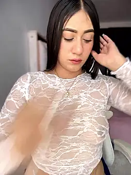 Snapshot of isabela_l chatting on January 2026 06:55:02 PM isabela l online show from January 2026 06:55:02 PM