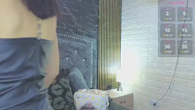 AnastasiaColeman online show from April 2026 08:18:01 PM