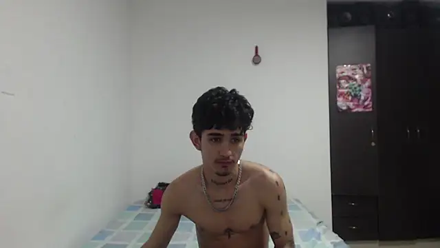 Snapshot of nextboywell1 chatting on November 2025 09:14:02 PM nextboywell1 online show from November 2025 09:14:02 PM