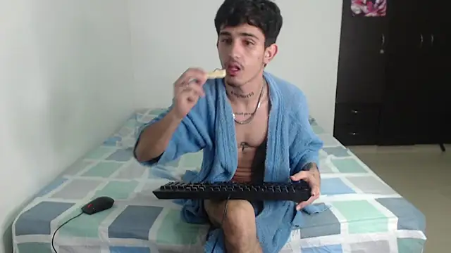 Snapshot of nextboywell1 chatting on November 2025 09:20:01 AM nextboywell1 online show from November 2025 09:20:01 AM