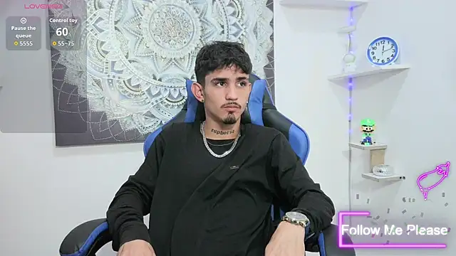 nextboywell1 online show from April 2026 03:53:02 AM