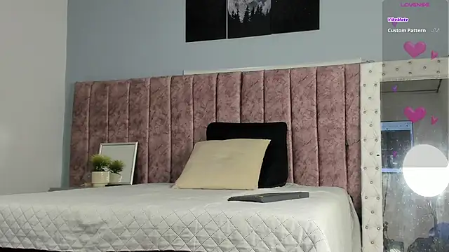  jasmine blush online show from November 2025 12:14:02 PM